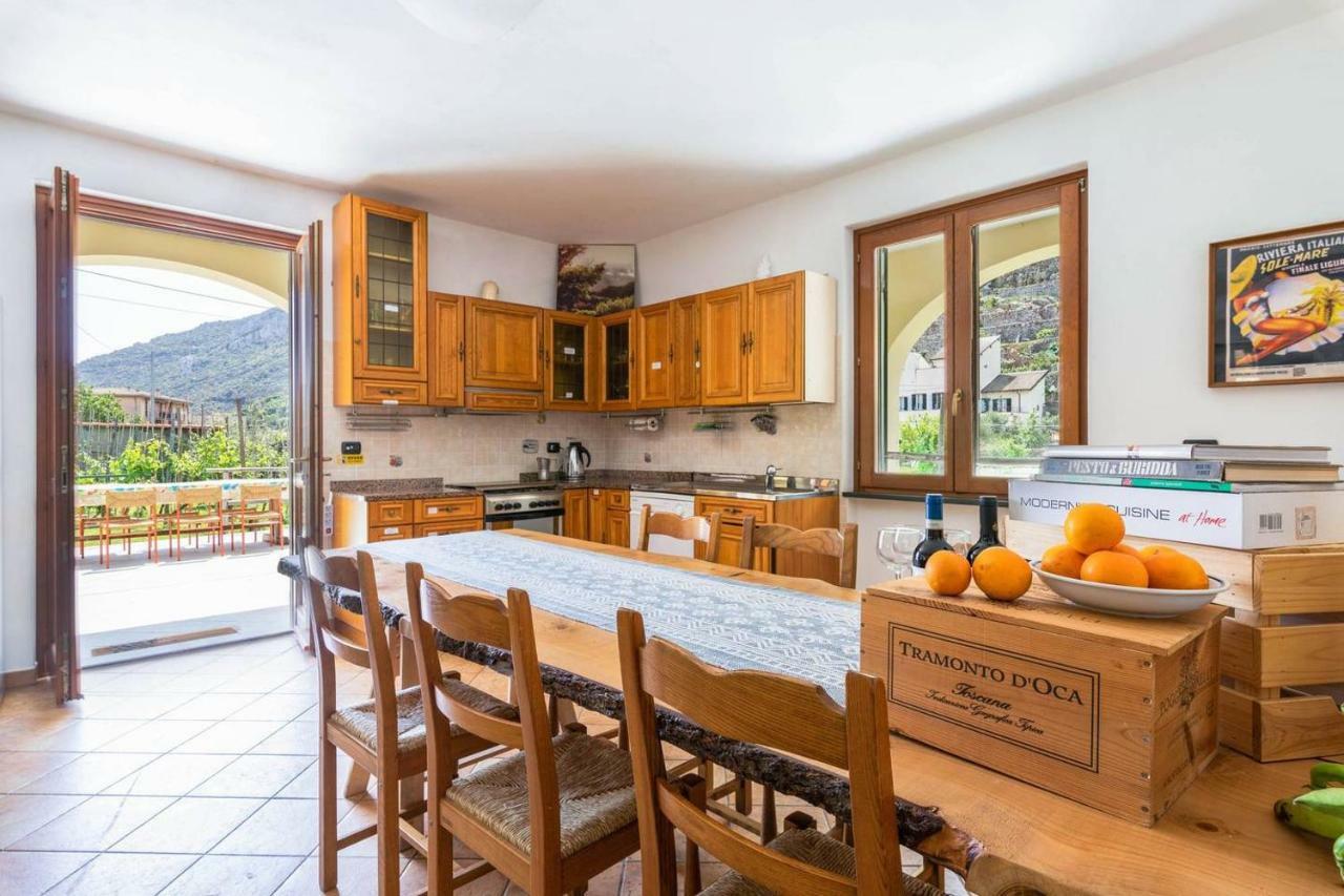 Charming Ligurian Riviera House Villa Finale Ligure Bagian luar foto